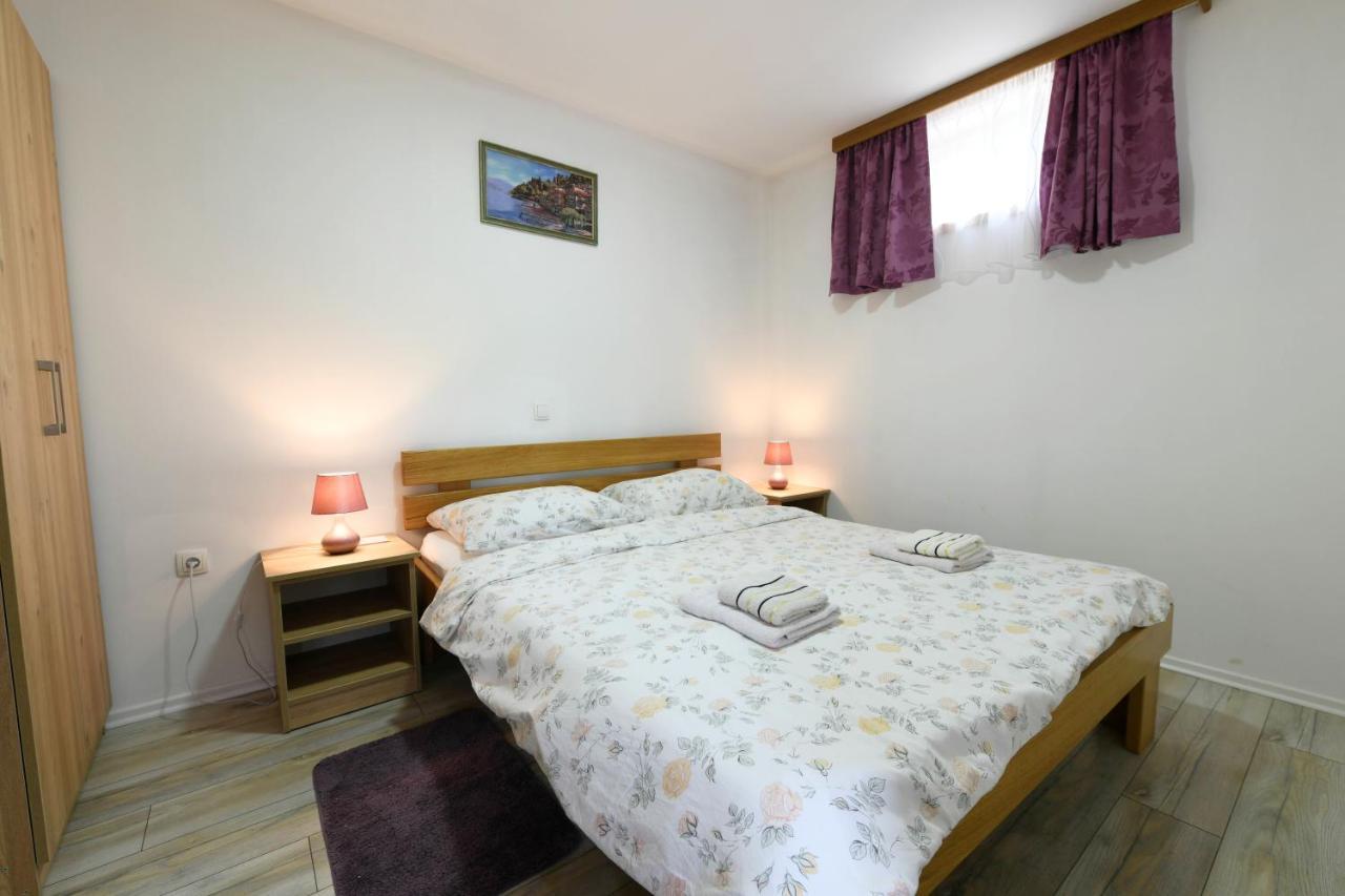 Apartman Jakov Rakovica Kültér fotó