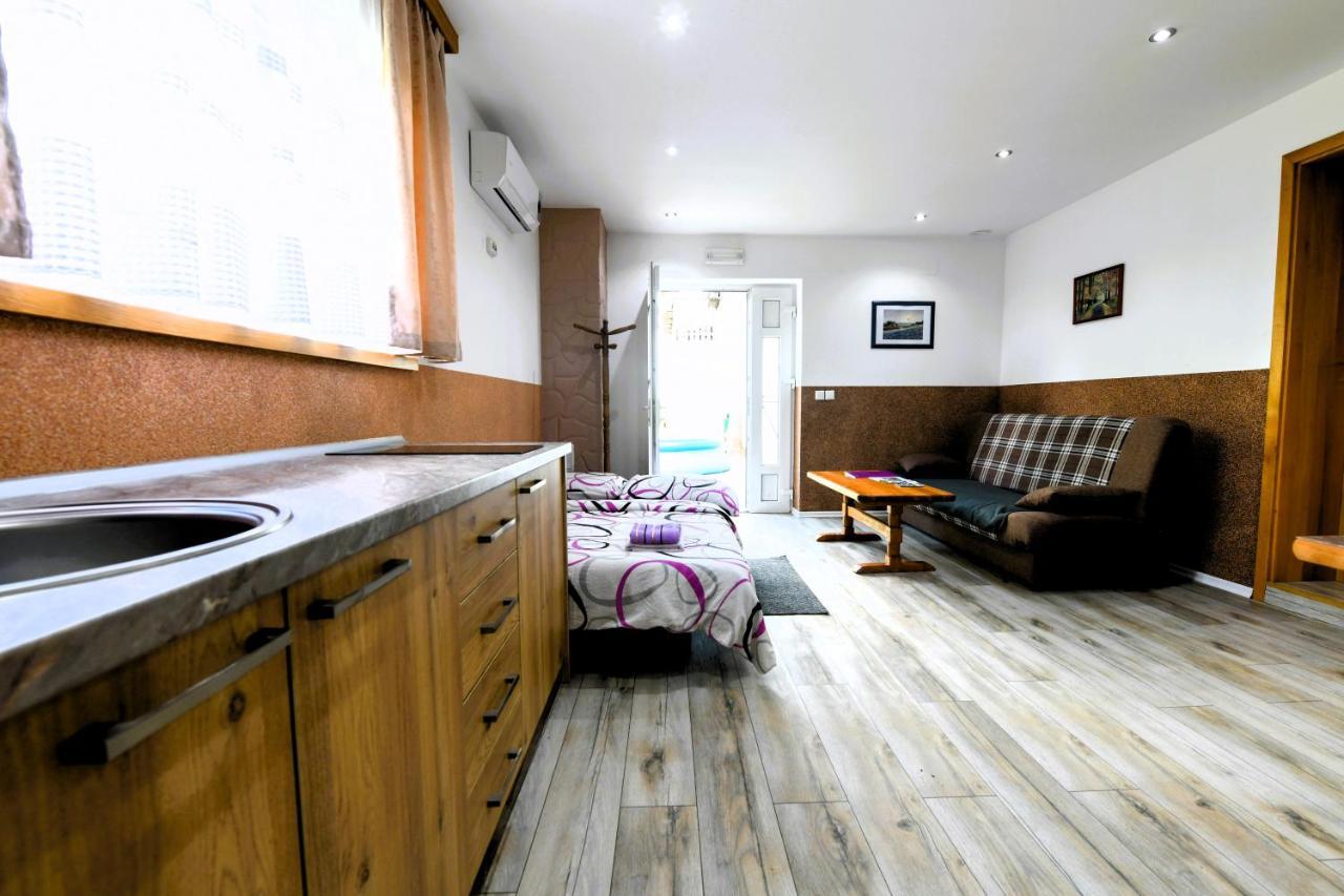 Apartman Jakov Rakovica Kültér fotó